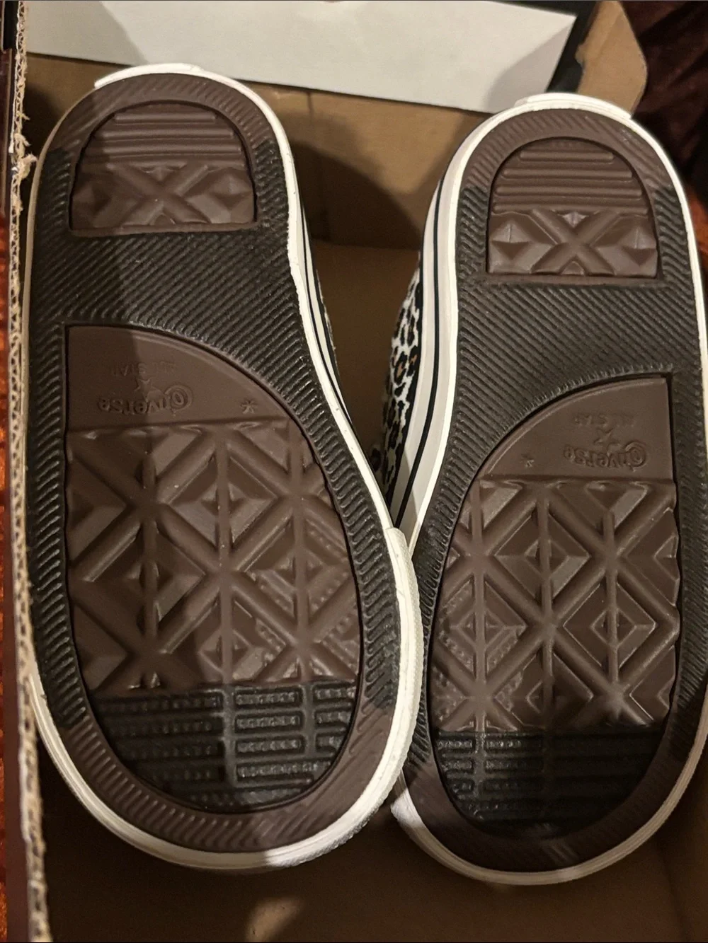 Converse Kids' Leopard Print Low Top Sneakers - White/Tan/Black - Picture 4 of 6